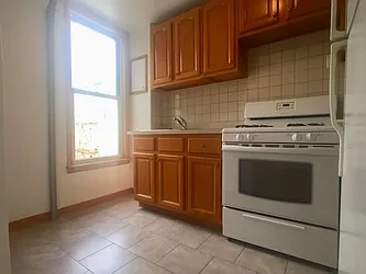 Rented by Northside Plaza Inc.