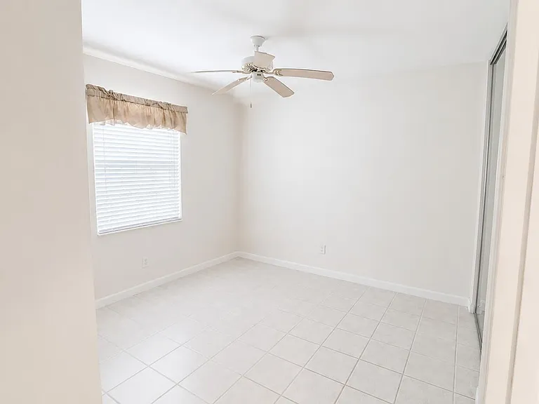 7852 Nile River Rd — Photo 4