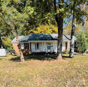 1421 Tyvola Rd, Charlotte, NC, 28210