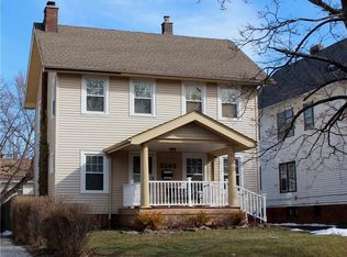 3243 E Overlook Rd, Cleveland Heights, OH 44118