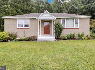 670 Barlet Rd, Blandon, PA 19510