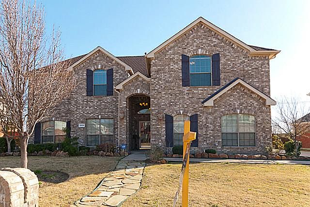 1st image of 3018 Saint Joseph Dr