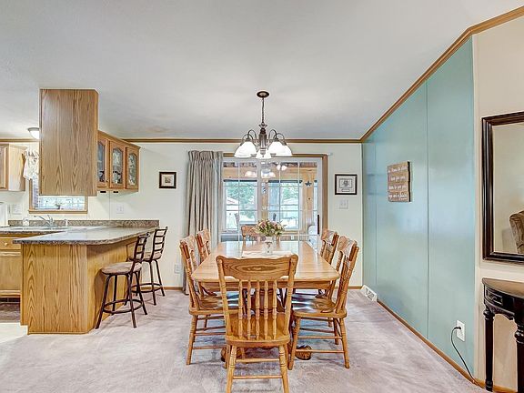 5th image of 5676 Cypress Dr NE