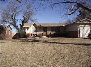 216 E Filmore St, Mulvane, KS 67110