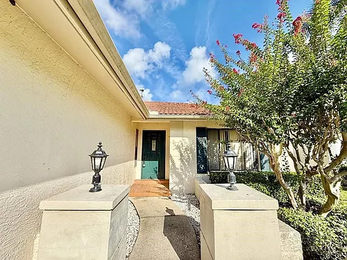 18308 Aintree Ct Photo 1