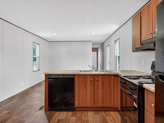 4th image of 852 Mason Town Rd #41