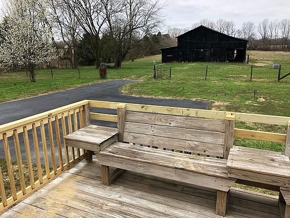 3rd image of 3477 Iron Bridge Rd