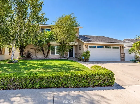 17221 Berlin Ln, Huntington Beach, CA 92649