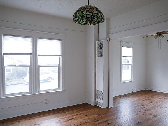 5th image of 2624 McCarver St