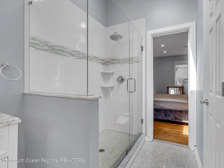 522 W Lincoln Ave — Photo 14