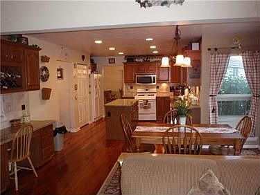 2nd image of 172 Village Dr