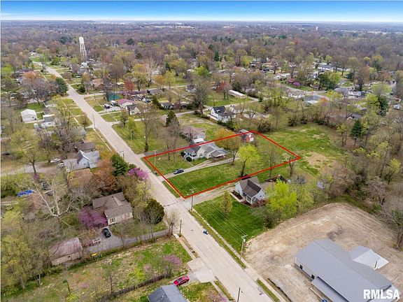 4th image of 429 E Illinois Ave