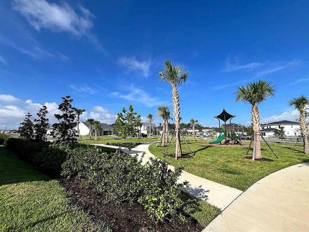 4 bed, 3.0 bath, 2142 sqft, $3,100 — Photo 3