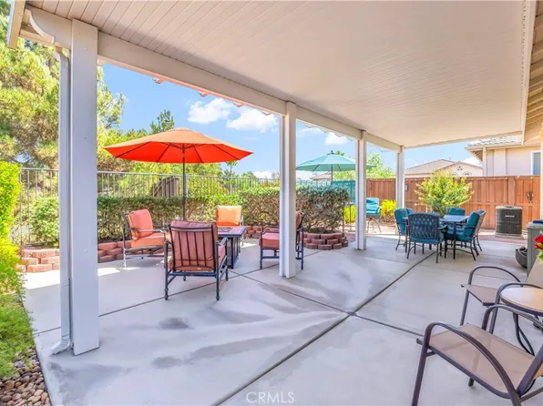 126 Mayfair Ln, Hemet, CA 92545