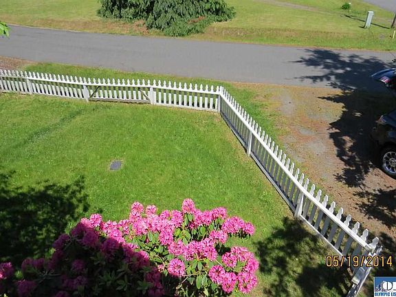 2nd image of 121 N Palmer Dr