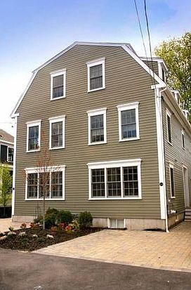 1st image of 32 Bromfield St #B