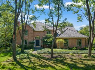 100 Boardman Ct, Lake Bluff, IL 60044