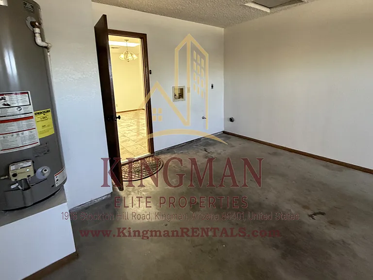 2112 Florence Ave — Photo 22