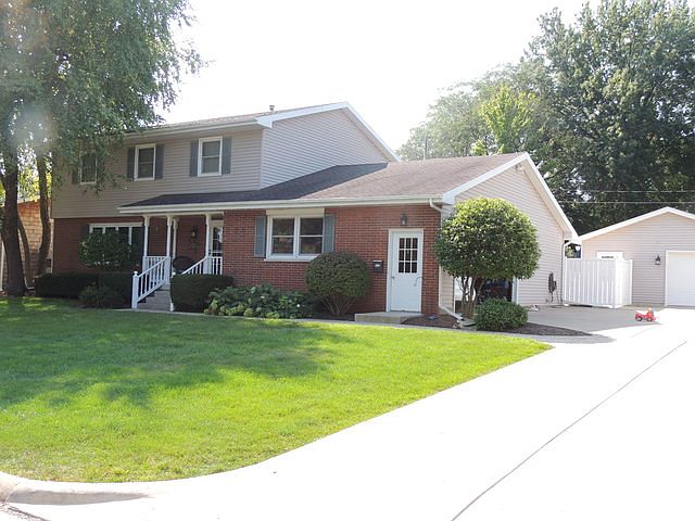 2nd image of 2310 15th St