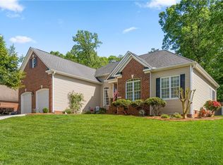 3415 Old Barn Rd, Greensboro, NC 27410
