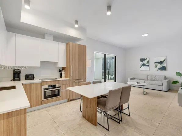239 SW 9th St #1801, Miami, FL 33130