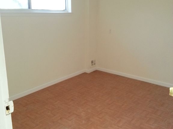 2nd image of 39 Montclair Dr