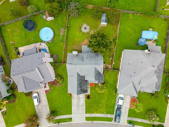 3rd image of 1010 Sterling Ln