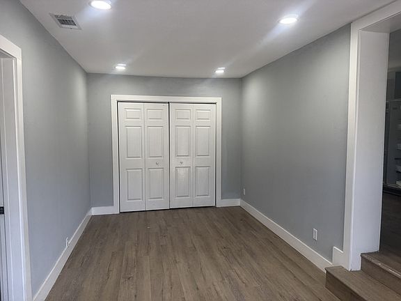 2nd image of 207 Milton Rd