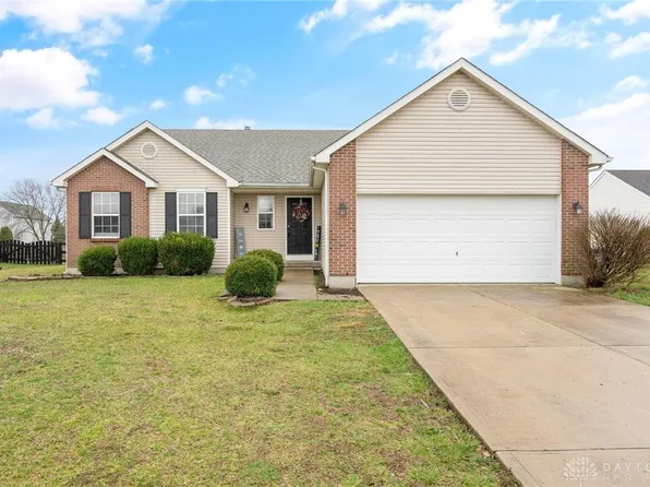 8701 Gingerwood Ct, Franklin, OH 45005
