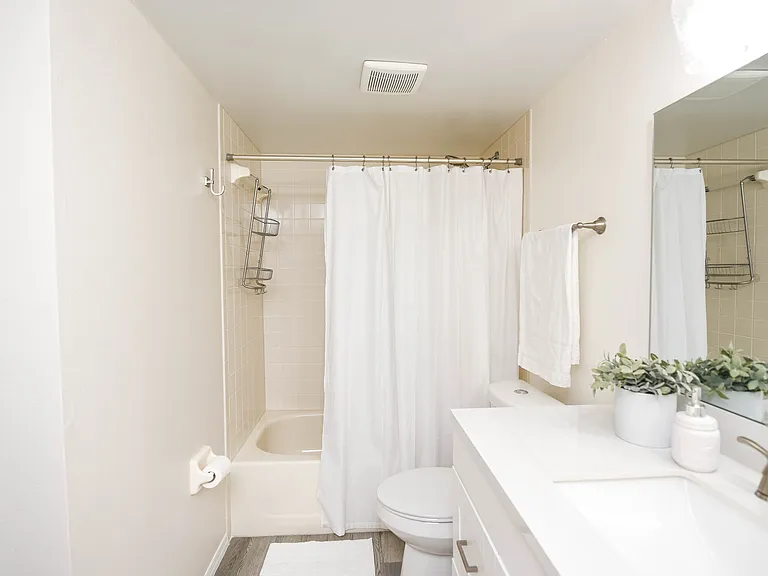 7050 N Highway 1 #103 — Photo 19