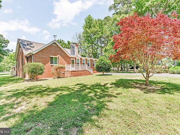 5th image of 48970 Spring Lake Dr