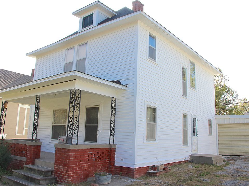 705 Main St, Tarkio, MO 64491 Zillow