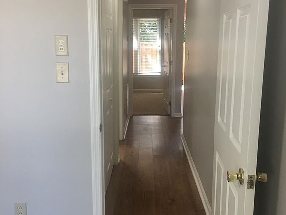 3rd image of 3200 Crystal Oaks Ln APT 260