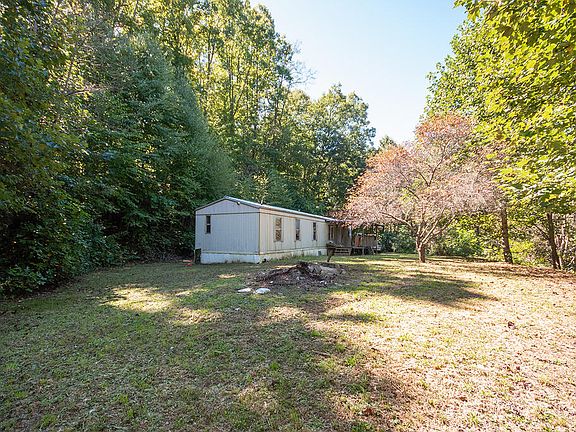 5th image of 2118 Pumpkintown Rd