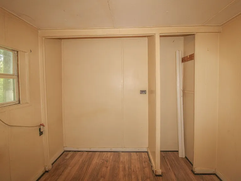 14 Simpson Rd — Photo 13
