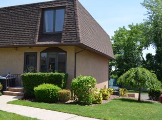 24 River Rd APT 25, Clifton, NJ 07014