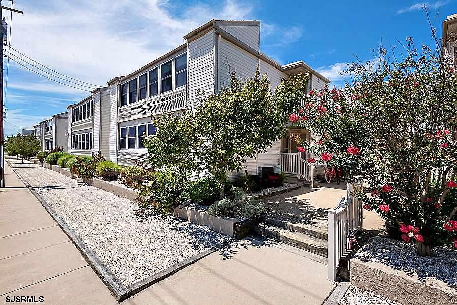 1st image of 4428 West Ave #1