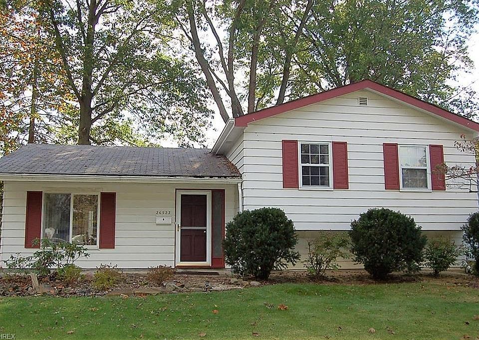 1st image of 26523 Redwood Dr