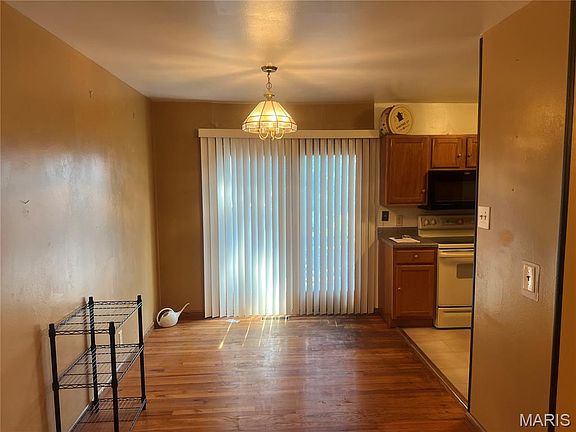 5th image of 2580 Morningside Dr