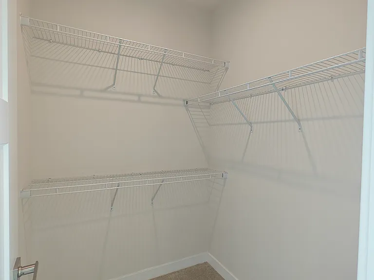 108 S Durham Dr — Photo 34
