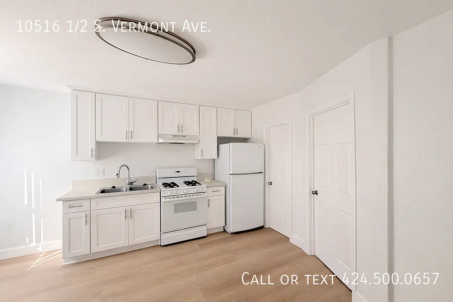 Recently Renovated 2 Bedroom Unit!! — Photo 3