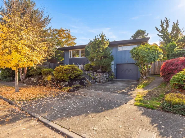10311 61st Avenue S, Seattle, WA 98178