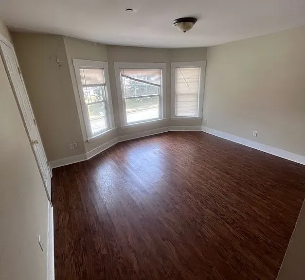 845 Adams Ave #2 — Photo 4