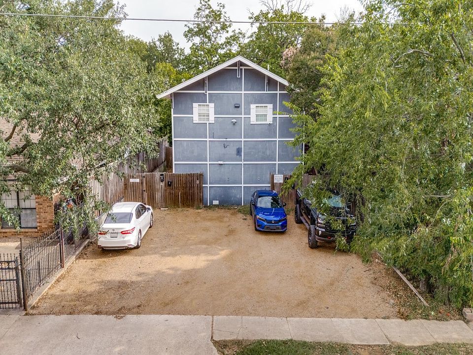 1st image of 735 W 10th St