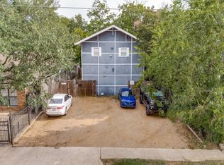 735 W 10th St, Dallas, TX 75208
