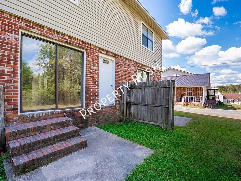 46 Bell Rd #3 — Photo 3