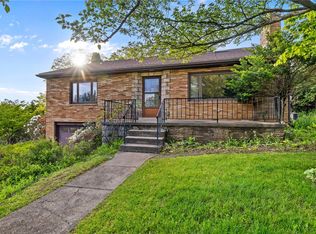 409 Sylvania Dr, Pittsburgh, PA 15229