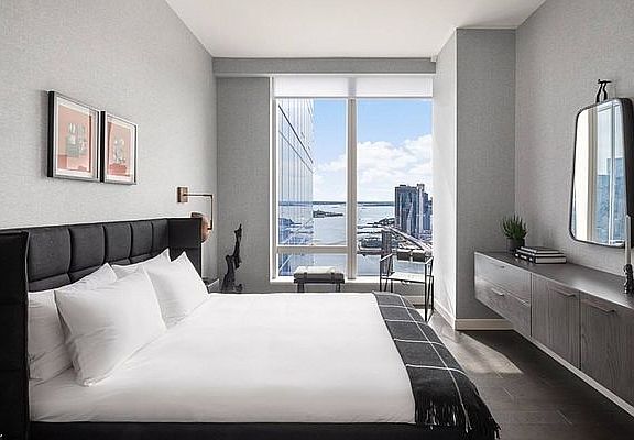3rd image of 1 Manhattan Sq #37N