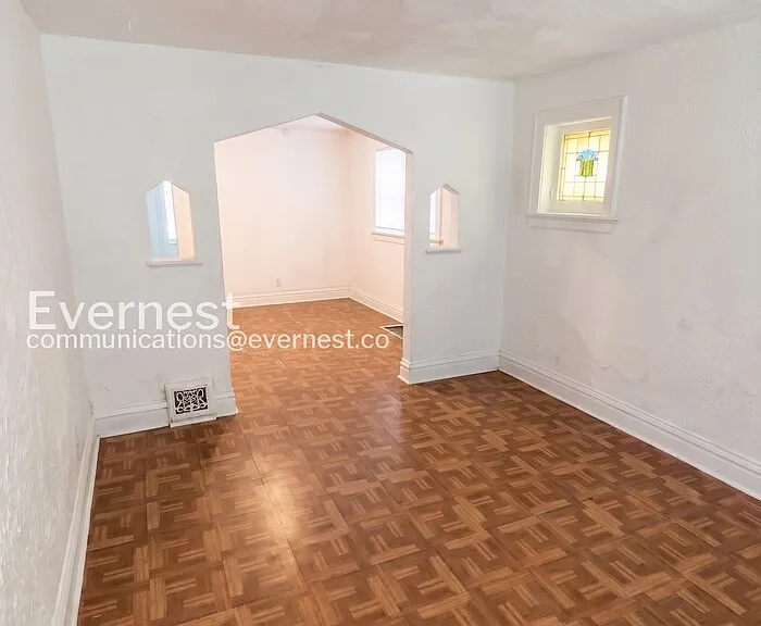 4847 Calvin Ave — Photo 7