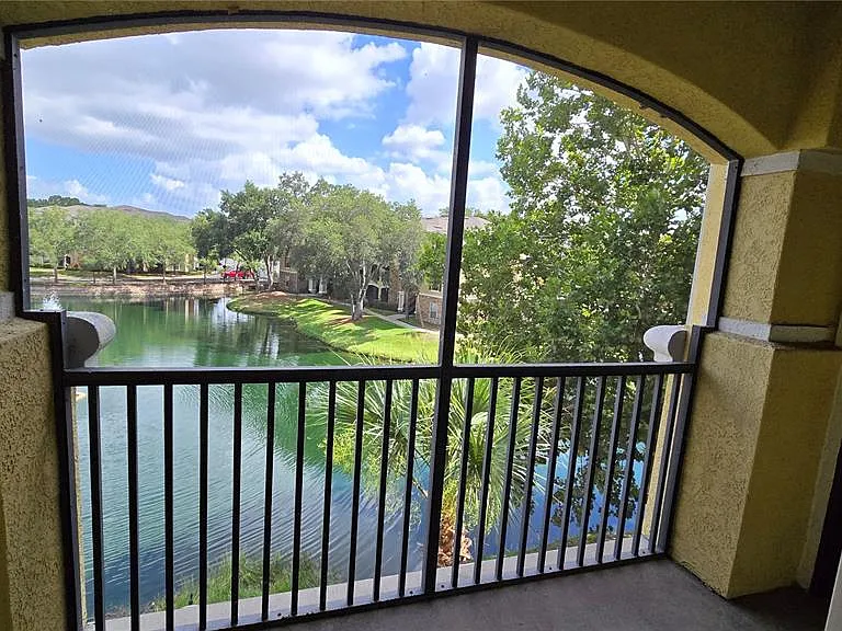 10211 Courtney Palms Blvd #304 — Photo 10